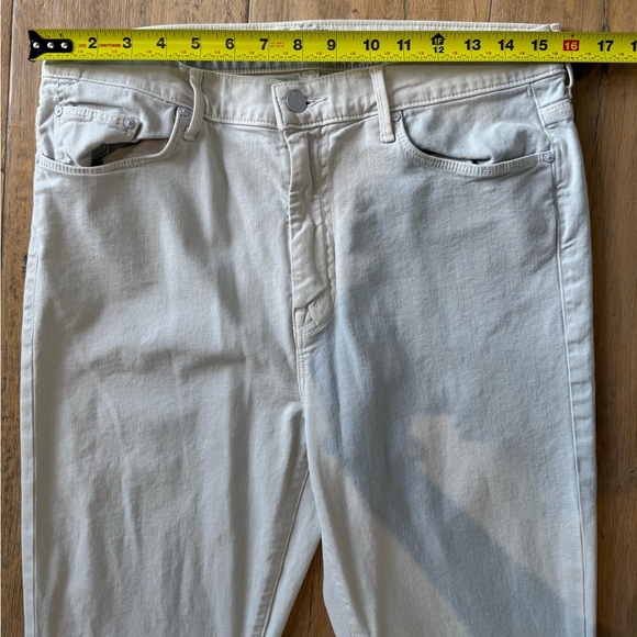 MOTHER: The Weekender Sneak in Chalk it Up.  Size 33 - Picture 11 of 16